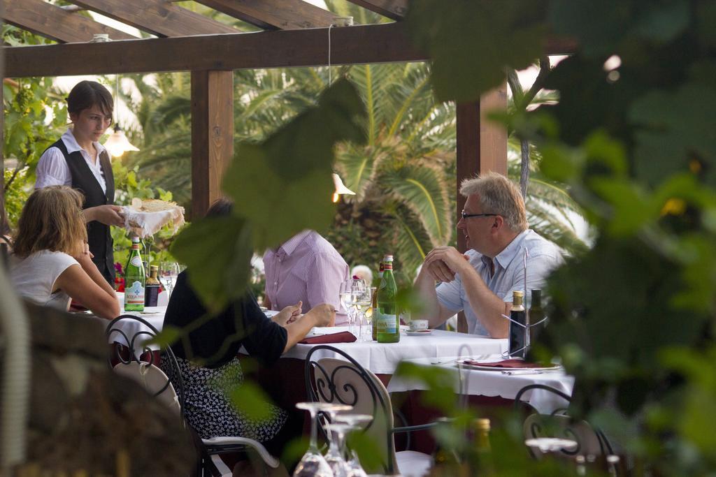 Costa Dorada Hotel Cala Gonone Eksteriør billede